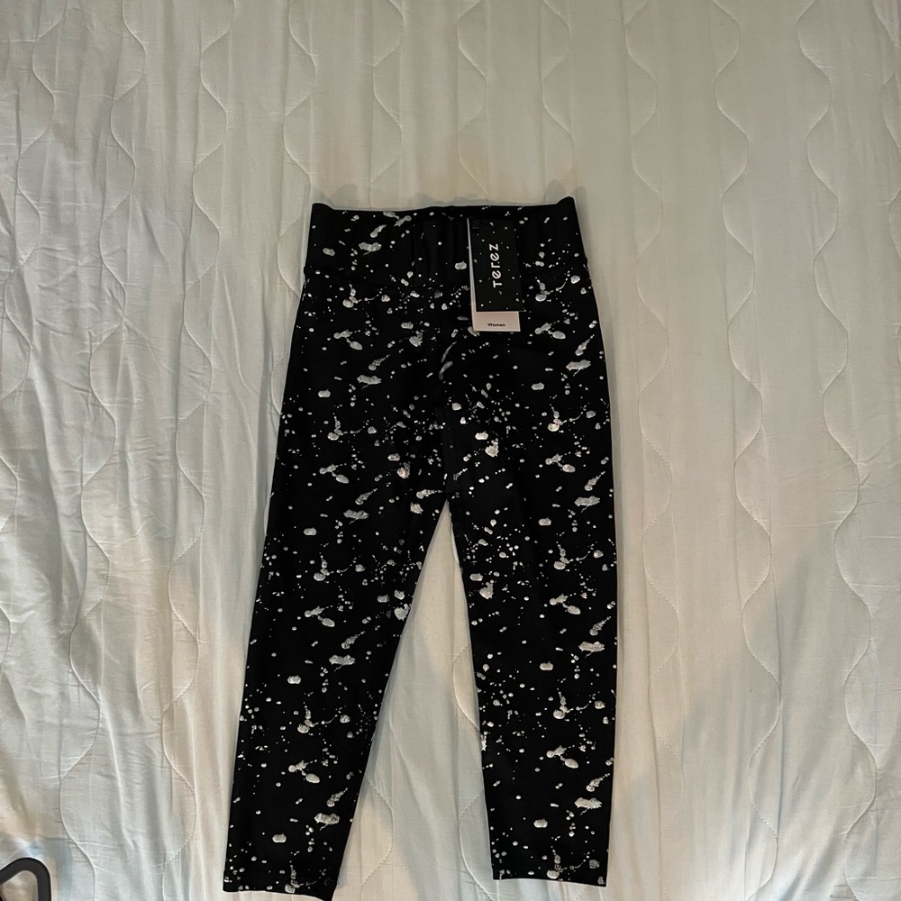 Terez 3/4 length leggings XS